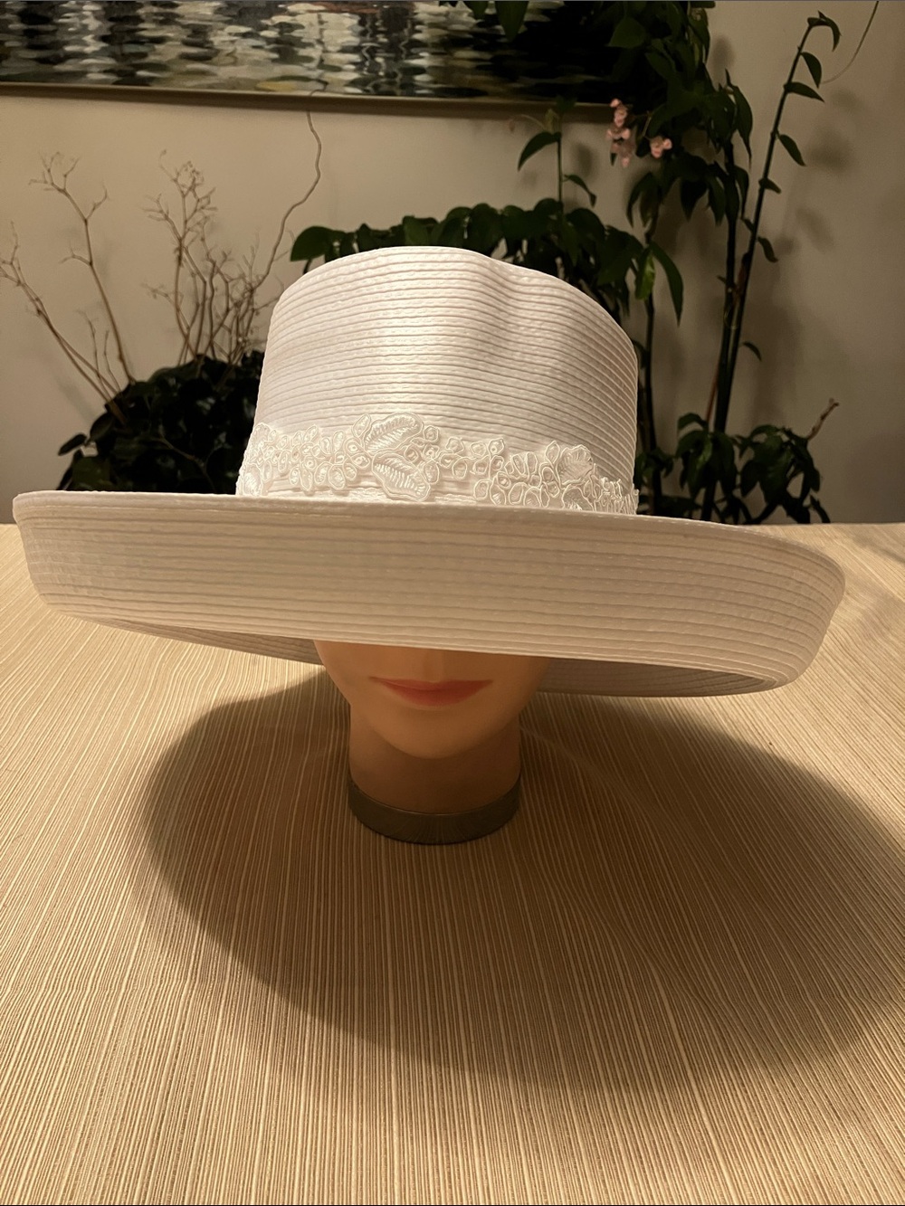 Elegant White Satin Ribbon Wide-Brim Women's Hat with Lace Band